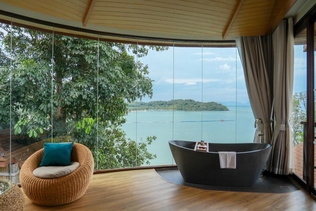 A peaceful luxury escape designed for travellers who value calm and privacy